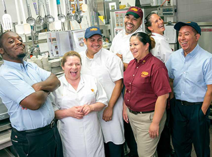 23 Cracker Barrel Interview Questions (And Proven Answers)