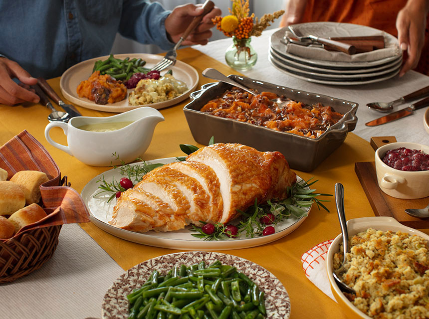 Thanksgiving Family Meals To-Go | Cracker Barrel